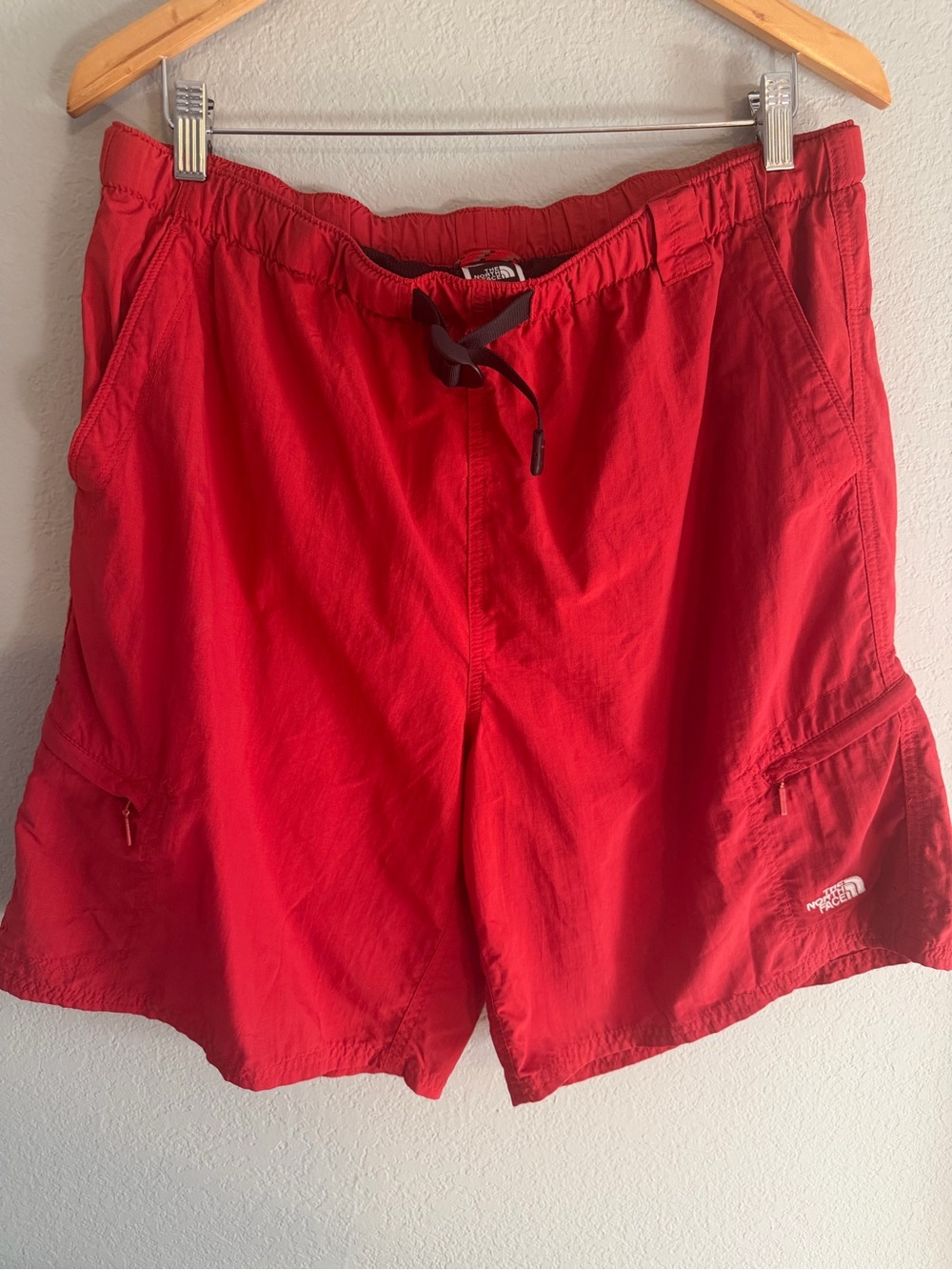 The North Face Shorts Men Large Red Class V Belted Bermuda Hybrid Quick Dry 8 In